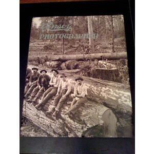 Kinsey Photographer -By Dave Bohn (Author), Rodolfo Petschek (Author),
Hardcover – January 10, 1995