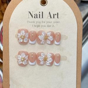 Handmade Press on Nails 3D Flower Embossed False Nails Short Square White French Acrylic Nails Reusable 3D Flower and Pearl for Girls Manicure Art Decoration Accessories (Size S)