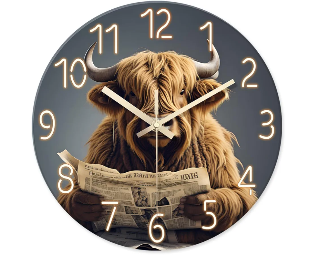 XNM Brown Battery Wall Clock Farmhouse 20 Inch Western Highland Cow Wall Clocks for Living Room Decor Glass Large Clock Silent