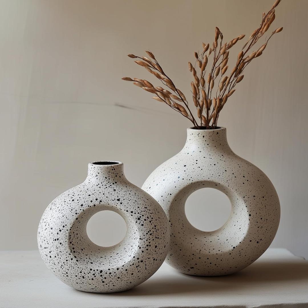 NOBULA Ceramic Bagel Vases C6  Thoughtful for Mom  Elegant Set of 2 for Living Room, Bedroom or Table  Modern Home Decor Shell Love  Perfect for Flowers & Plants