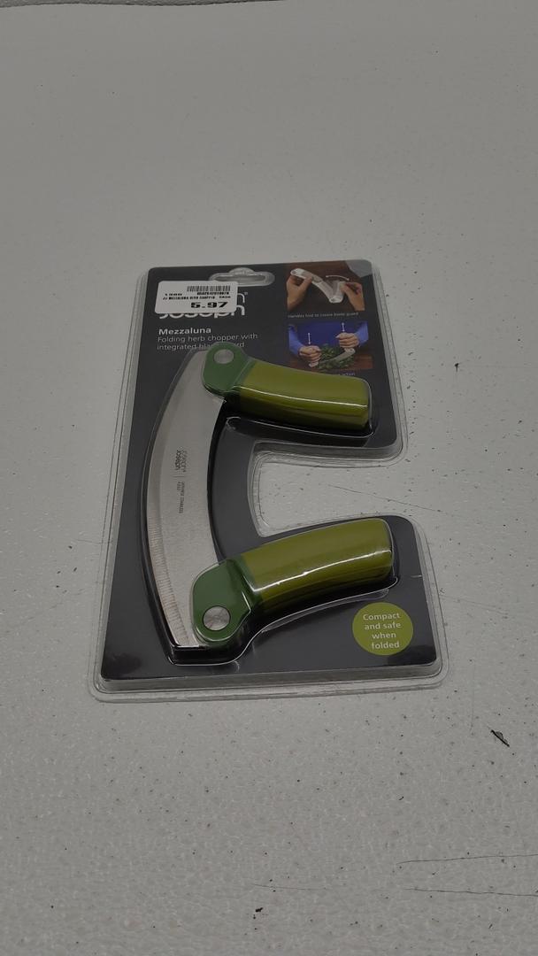 Joseph Joseph -Mezzaluna Folding Herb Chopper