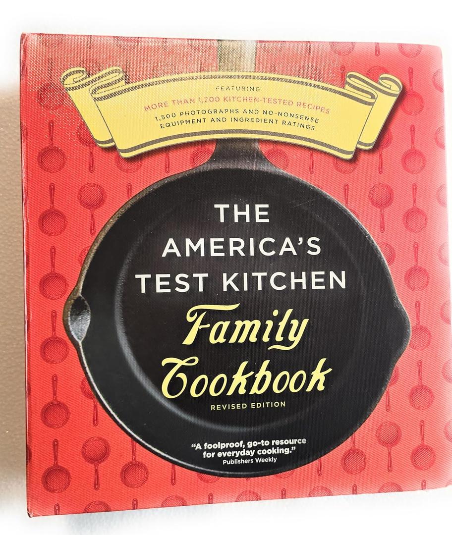 The America's Test Kitchen Family Cookbook (Ring-bound)