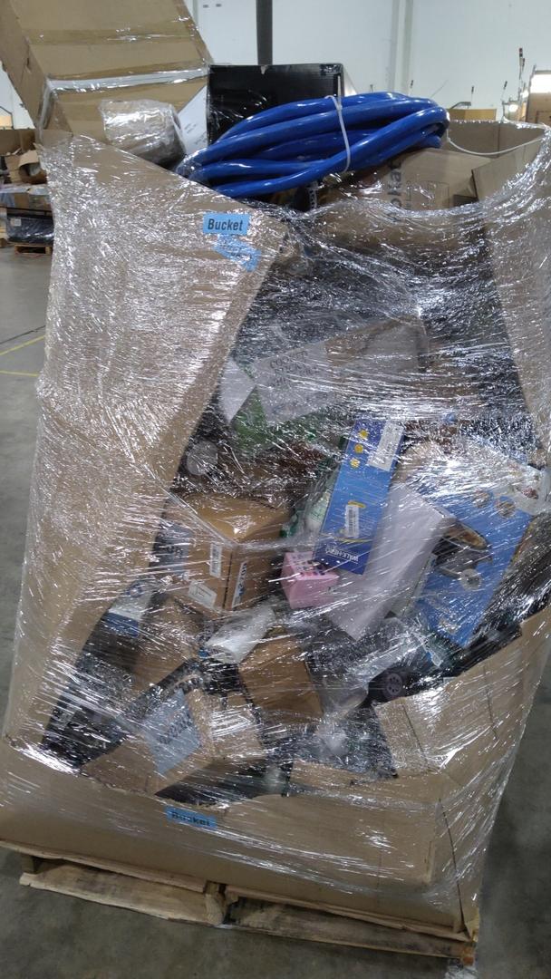 Pallet Of Salvage Items