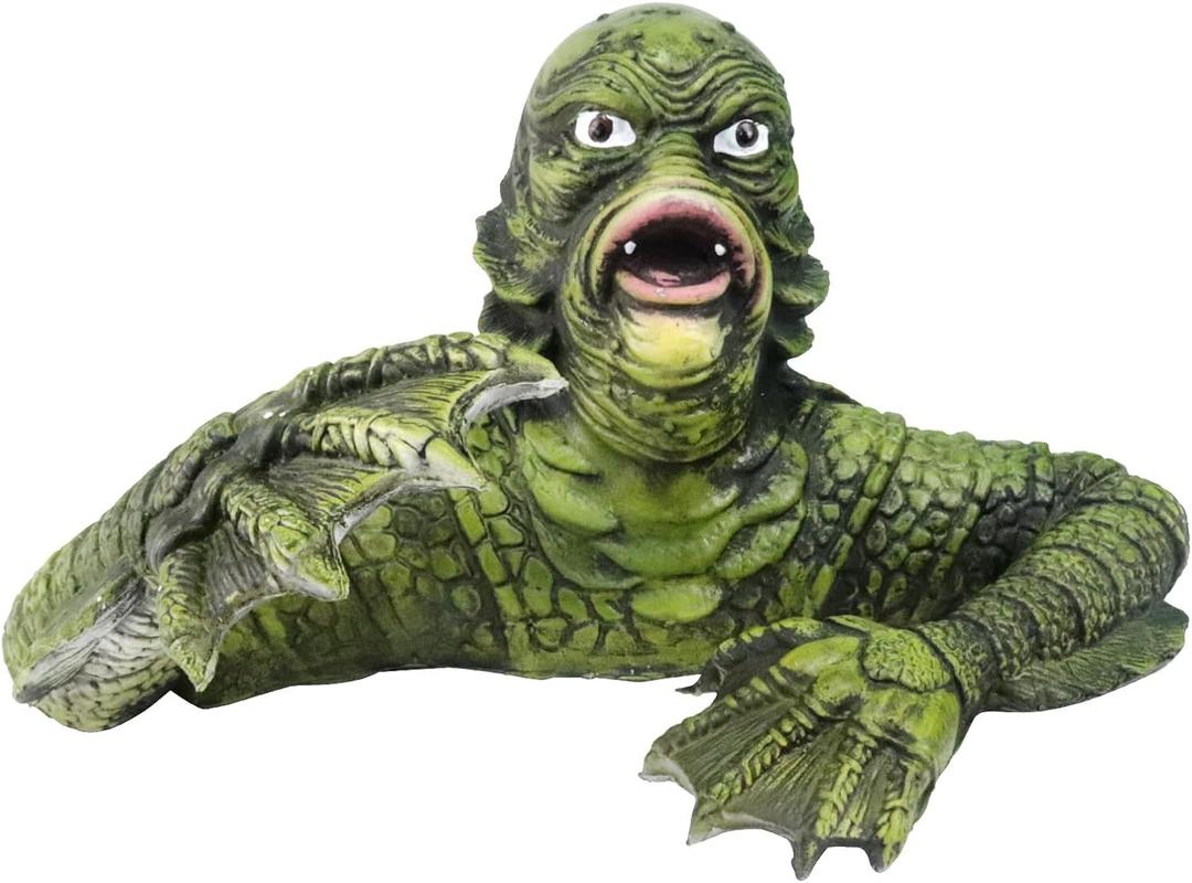 stepsin Creature from The Black Lagoon Lizard Man Figurines Universal Monsters Horror Wall Decoration Outdoor Decor Statue