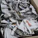 GarveeHome Fluted 4 Drawers Dresser for Bedroom, 35.4 in Tall Chest of Dressers for Closet, 4 Fluted Drawers with Metal Handle, Large Clothes Storage Cabinet for Bedroom, Nursery, Living Room, White