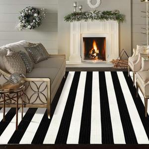 LEEVAN Outdoor Rug 5x8' Black and White Patio Decor Rug, Cotton Washable Indoor Outdoor Rug, Farmhouse Woven Porch Front Rug Reversible Foldable Rug Layered Door Mat for Porch/Front Door/Entrance (5' x 7'10" (Rectangular))