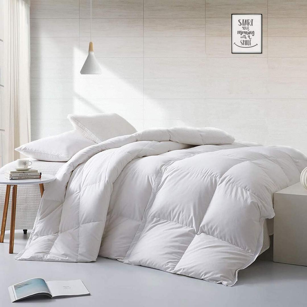 APSMILE Lightweight Down Feather Fibers Comforter Oversized King Size, Light Warmth Duvet Insert for Hot Sleepers/Warm Weather - Luxury Hotel Collection Comforter for Summer(White, 120"x98")