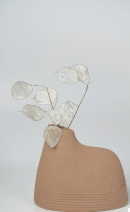 HD Designs Porcelain Vase