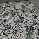 AUSELILY Women's 2025 Trendy Summer Tank Top Ladies Loose Fit Cap Sleeve V Neck TShirt Green Line Flower Medium