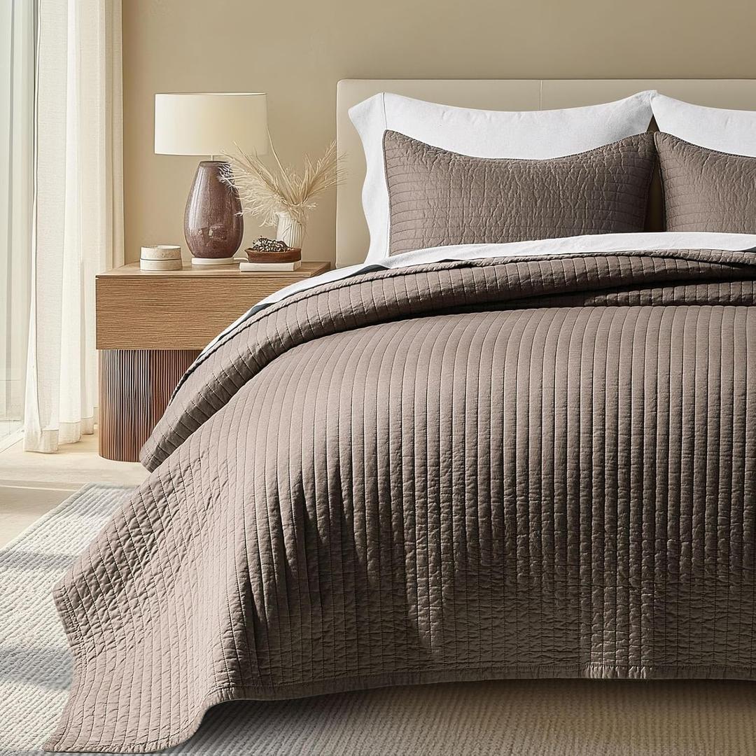 EVERGRACEHOME Cotton Sateen Quilt Set King Size, Pre-Washed Cotton Channel Stitch Coverlet Bedspread, 3 Pieces Lightweight Soft Bedding Sets for All Season, with 2 Pillow Shams, Mocha Brown (King/Cal King (108" x 96"))