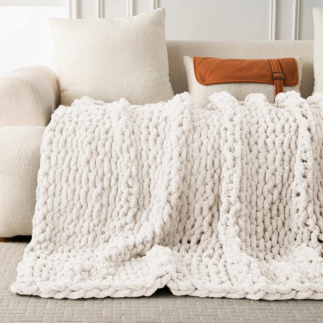 Ultra Soft Chunky Knit Throw Blanket 40x50 Hand Knitted Warm Chenille Throw Blanket, Home Decor Soft Thick Yarn Cable Knit Blanket Breathable Fleece Banket Christmas for Couch Bed Sofa Best Gift (Cream White)