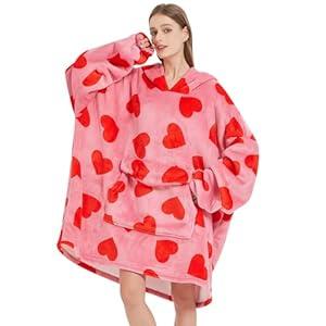 Mewkou Wearable Blanket Hoodie for Adult, Oversized Sherpa Fleece Blanket Hoodie for Women Men, Wearable Blanket Hoodie Birthday Gifts, Heart