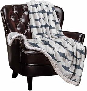 Sharks Sherpa Fleece Blanket,Sharks Silhouettes Bed Blanket Soft Cozy Luxury Blanket 50"x80",Fuzzy Thick Reversible Super Warm Fluffy Plush Microfiber Throw Blanket for Couch
