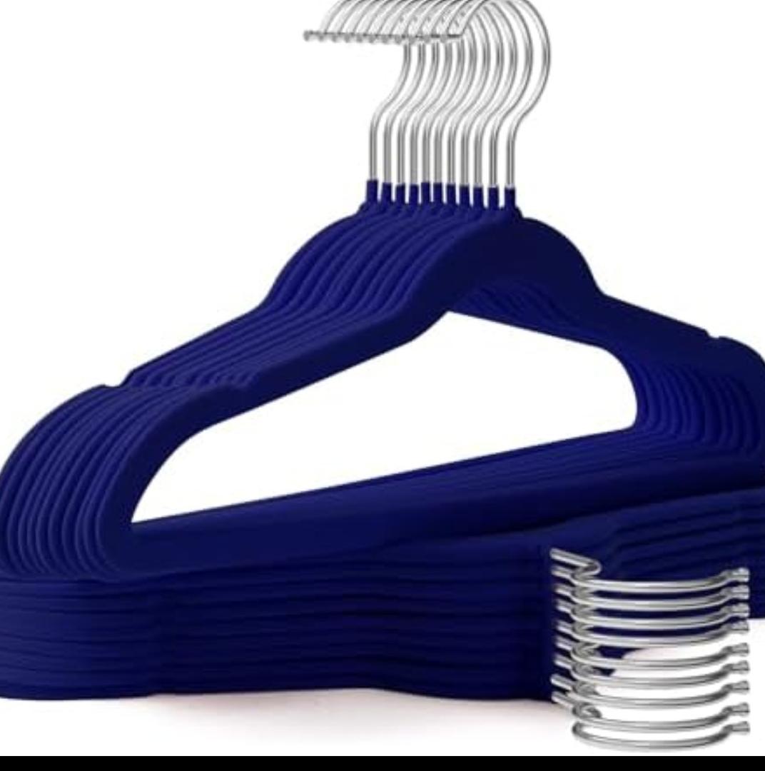 Uinicor Toddler Hangers,25 Pack 11 Inch,Velvet Baby Hangers Slim & Space-Saving,Baby Clothes Hangers with 360 Swivel Hook,Heavy Duty Felt Hanger for Childrens Coats, Pants,and Dress (Dark Blue)