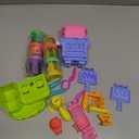 Play-Doh Hair Stylin' Salon Playset with 6 Cans, Pretend Play Toys for Girls and Boys Ages 3 and Up