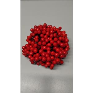 SallyFashion Artificial Red Berries on Wire Stems - 200 Stems with 400 Holly Berries for Christmas Tree, Wreaths, and Crafts