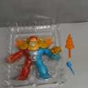 Heroes of Goo Jit Zu Goo-Tron Supreme Combines The Power of Blazagon, Pantaro & Thrash in 1 Ultimate Hero, with 3 Different Goo Fillings, 35+ Phrases & Lights, Face Swap & Triple Attack Feature