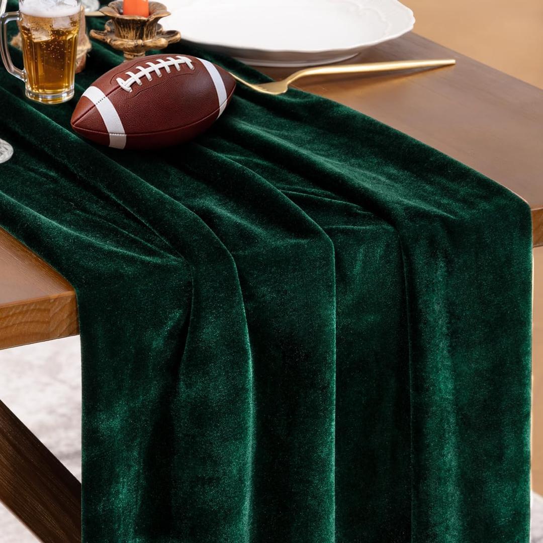 Socomi Green Velvet Valentine's Day Table Runner Cloth Decor 20 x 120 Inches 10ft Fabric Emerald Green Luxurious Thanksgiving Wedding Runner for New Year Bridal Shower
