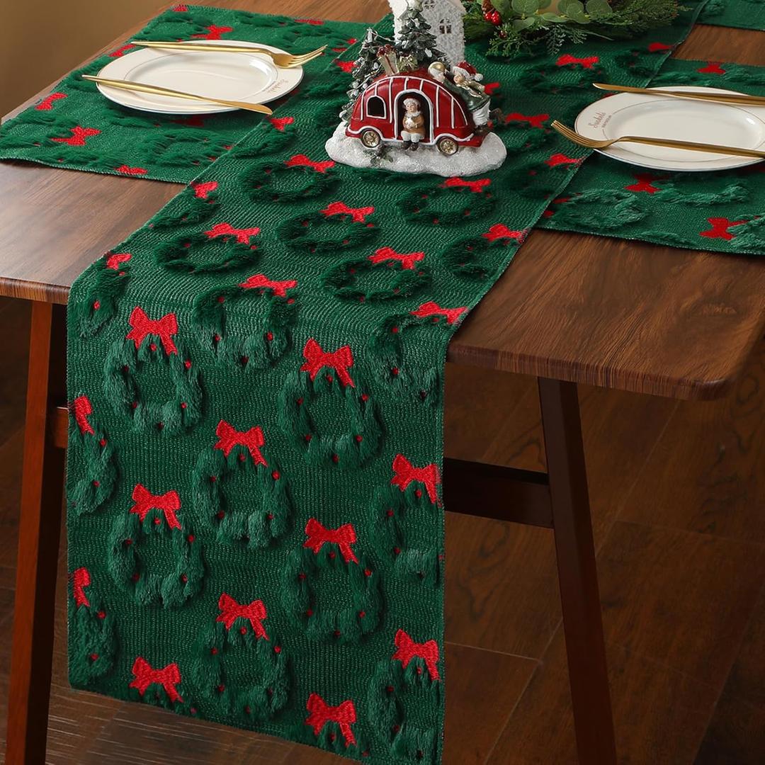 5 Pcs Dark Green Christmas Wreath Table Runner with Placemats Soft Plush Faux Fur 3D Jacquard Table Runner 13 x 72 Inch Winter Kitchen Dining Decor for Home Xmas Holiday Party Decor