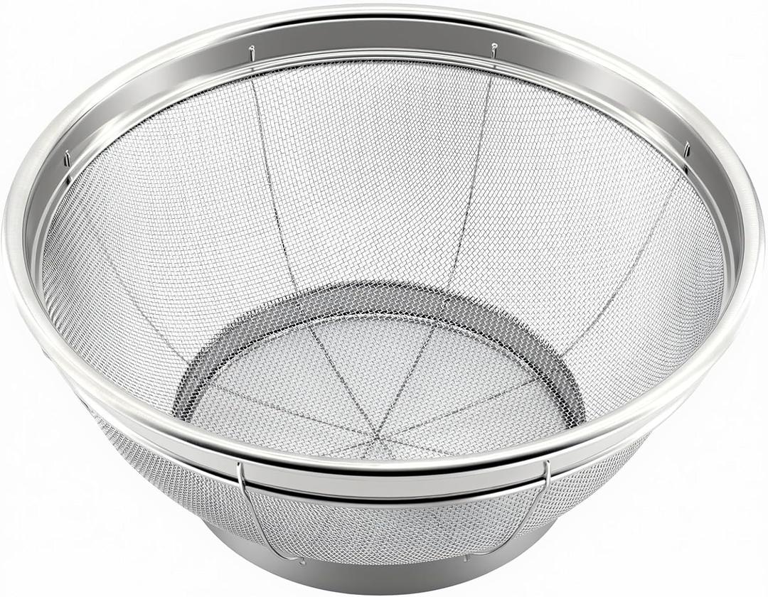 Fine Mesh Strainer for Kitchen, 4 Quart Stainless Steel Colander Bowl for Pasta, Rice, Fruit, Metal Net Baskets with Resting Base - Strain, Drain, Rinse (Heavy Duty)