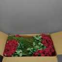 Lyrow 200 Pcs Artificial Roses Realistic Flowers Bulk Real Looking Fake Silk Rose Bouquets with Long Stem Flowers for Wedding Table Centerpieces Bridal Shower Party Home Garden Decor (Red)