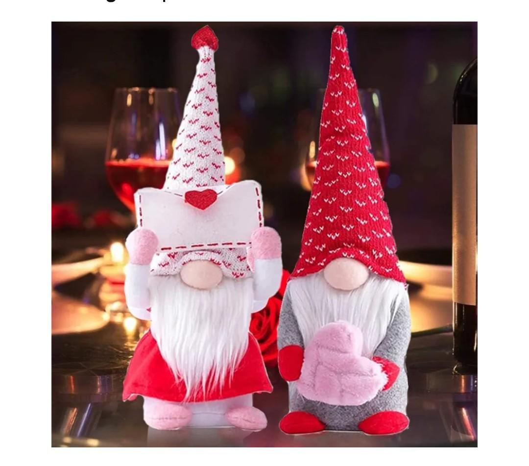 Vintend 2Pcs Valentines Day Gnomes Decorations, Handmade Valentine Gnome Decor Mr & Mrs Swedish Tomte Stuffed Gnomes Plush Doll Knomes Ornaments for Girlfriend Wife Women Girl Home Table Shelf