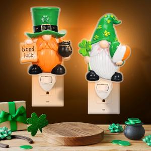 2 Pack Saint Patrick's Day Night Light Plug into Wall, Gnome Lamp Decor Gifts Soft Gnome LED Illumination for St Patrick Home Hallway Stairway Kitchen Corridor Decor