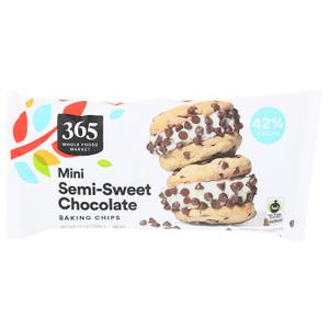 365 by Whole Foods Market, Mini Semi-Sweet Chocolate Baking Chips, 12 Ounce (EXP 01/21/28)