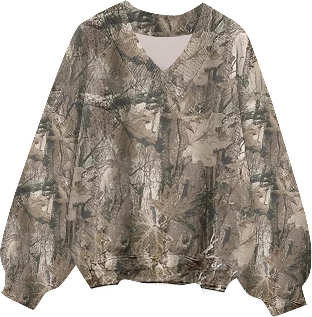 Women Y2K Camo Sweatshirt V Neck Fleece Maple Leaf Print Long Sleeve Drop Shoulder Oversized Pullover Top Fall Outfit (Small, Khaki Green)