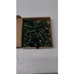 100Pcs Adjustable Plant Trellis Connector Clip Plastic Plant Connector Stakes Garden Plastic Connector Connecting Joint Buckle Clip 8mm