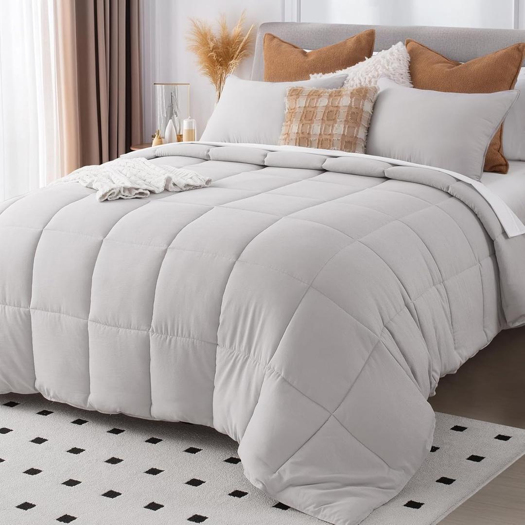 KASENTEX Twin Size Comforter Set 3 Piece,Seersucker Breathable Fabric,Lightweight Fluffy Down Alternative,Box Stitch Quilting, All Season Machine Washable with 2 Pillow Shams,Silver Grey