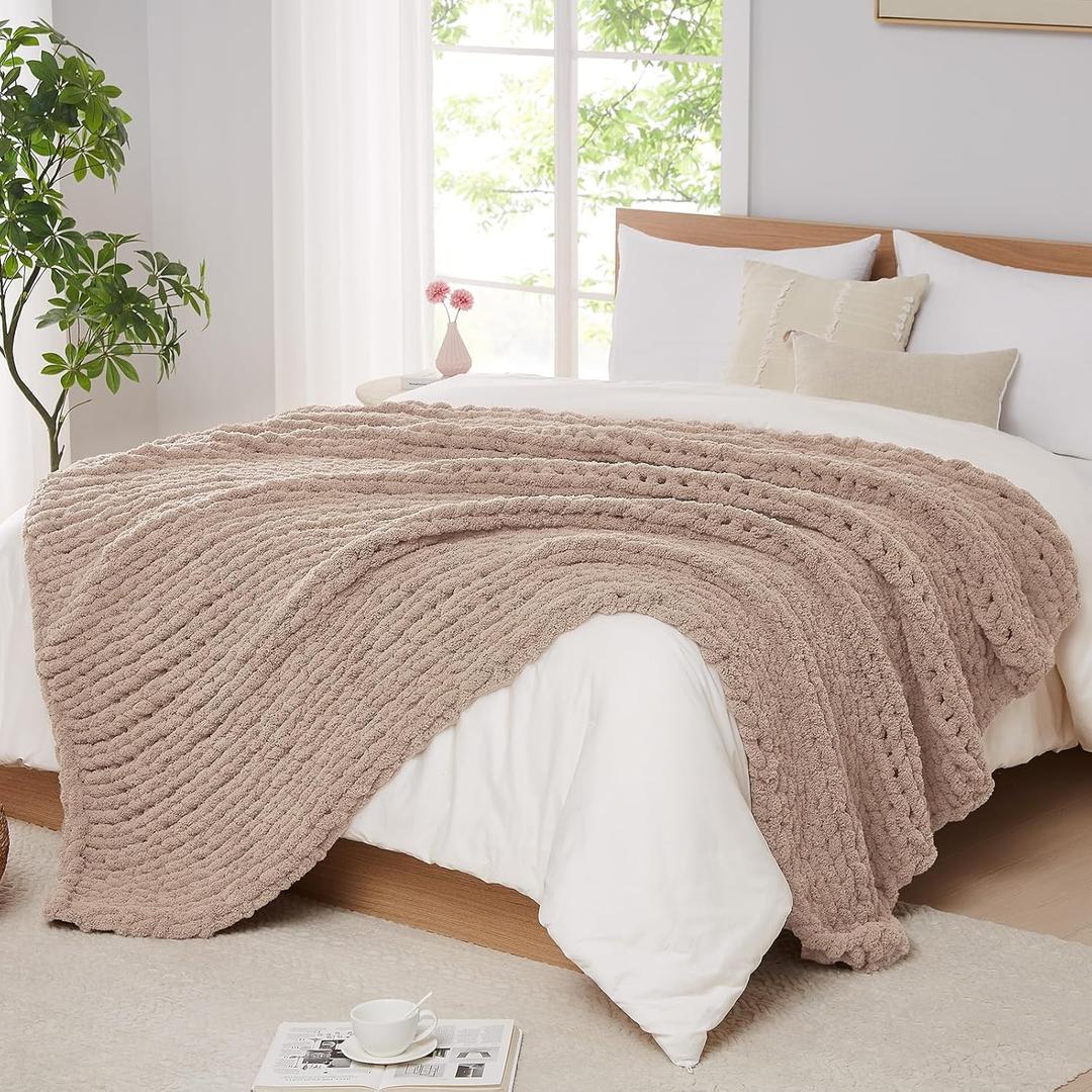 L'AGRATY Chunky Knit Blanket Throw: 72''x84'' Chenille Chunky Knitted Throw Blankets for Bed Couch  Handmade Thick Big Cable Knit Blanket  Large Crochet Rope Blankets for Home Decor(Light Taupe)