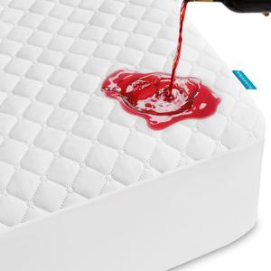Kayfia Waterproof Mattress Protector, Full Size Soft Breathable 3D Air Fabric Mattress Cover, Noiseless Mattress Pad with Deep Pocket 6"-21" Machine Washable