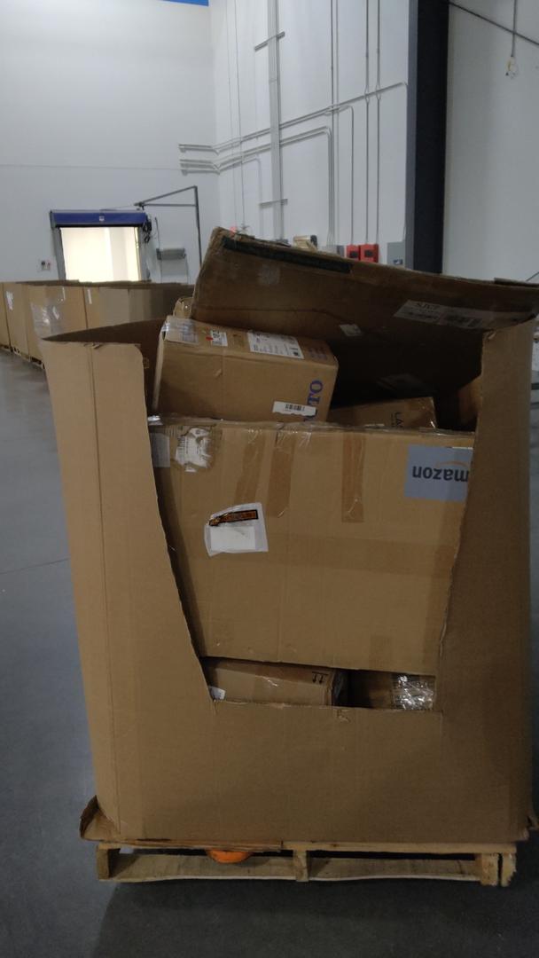 Pallet Of Salvage Items