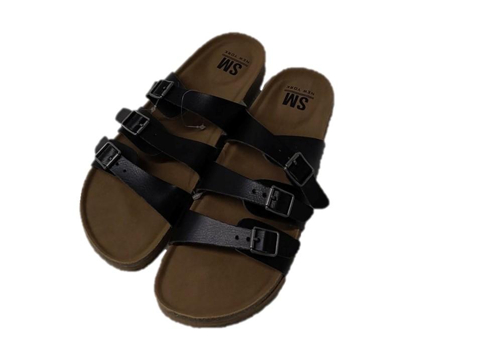 SM NEW YORK  Black three buckle Sandals SIZE 10