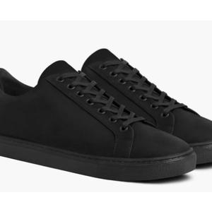 Black Man's Sneakers Thursday. 9.5