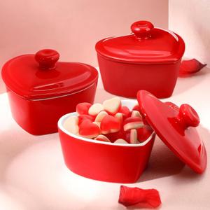 Pickmesh 3 Pcs Heart Shaped Bowl with Lid 5 oz Valentines Day Red Heart Ceramic Bowl Ramekins Oven Safe Small Ceramic Bowls for Fruit Candy Snack Dessert Wedding Valentines Day Gift