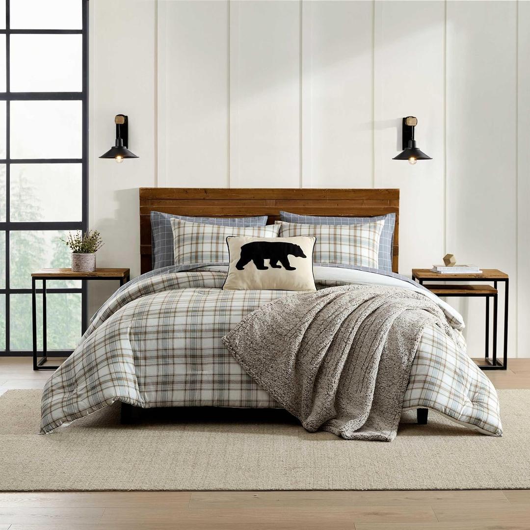 Eddie Bauer - Queen Size Comforter Set with Matching Shams
Soft and Cozy, All-Season Comfort, Lightweight Warmth, Bedroom Layering, Easy Care, Everyday Bedding Essential