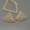 Magnetic Drainage & Filter Basket, Triangular Sink Strainer with Twist-Open Bottom, Kitchen Sink Corner Rack for Draining & Storage, Punch-Free Installation, No Tools Needed (Milky White)