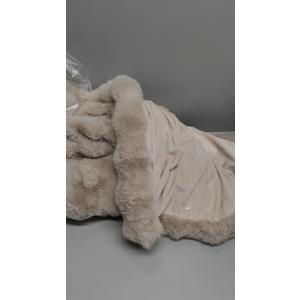 dusty pink blanket