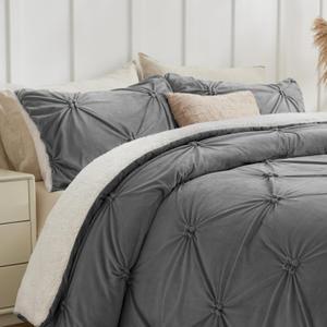 BEDELITE Pituck Fluffy Queen Comforter Set - Super Soft Sherpa Grey Comforter for Queen Size Bed, Luxury Warm Bedding Set for Winter, Fuzzy Bed Set 3 Pieces (1 Comforter, 2 Pillowcases)