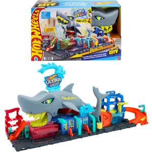 Hot Wheels City Track Set, Ultra Shark Car Wash with 1:64 Scale Color Reveal Toy Vehicle, Repeat Color-Change Feature, Storage