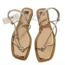 SM New York | Shoes | Nwt Asymmetrical Black Molly Thong Sandal | 8