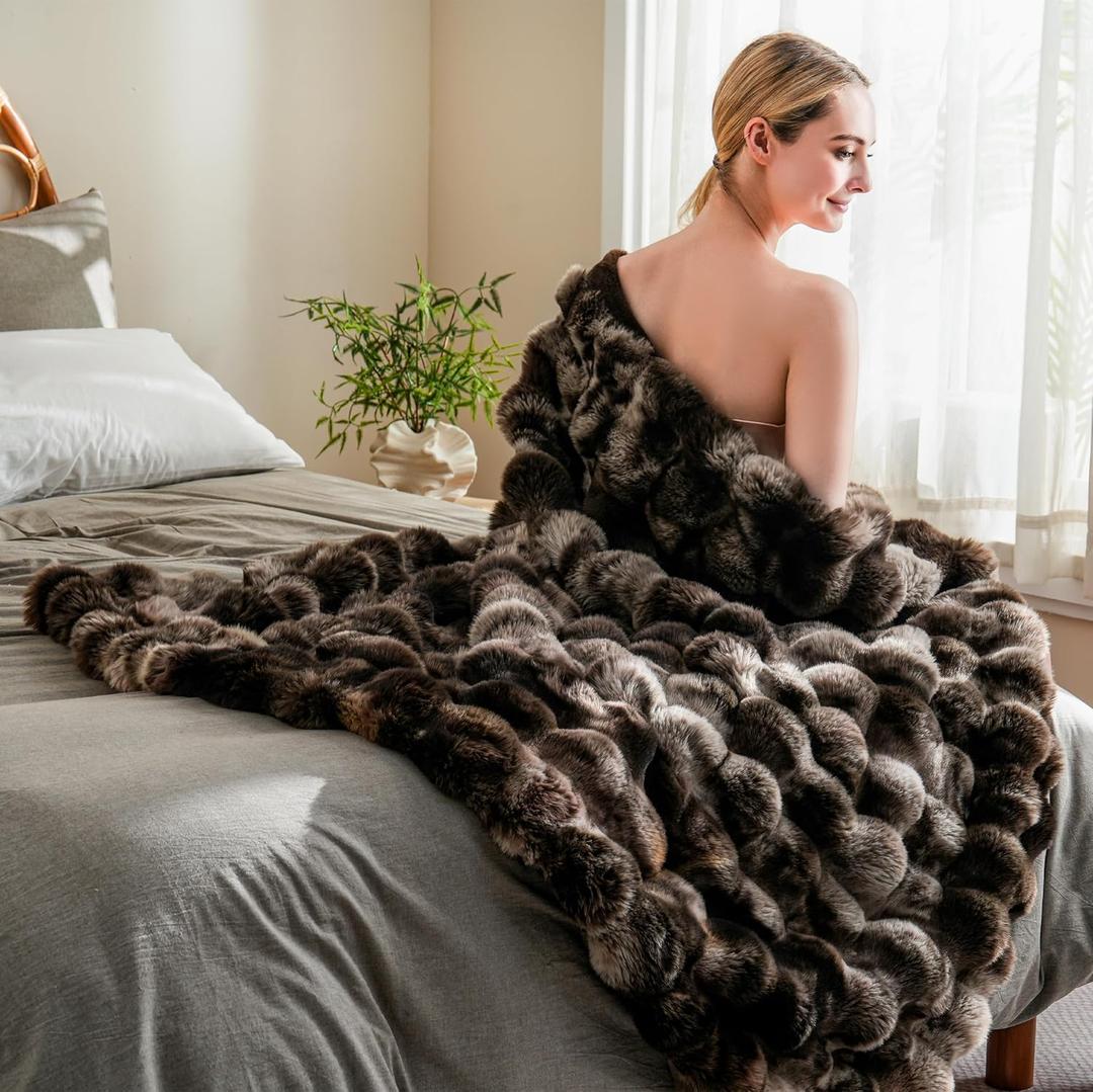 BENVWE Fluffy Faux Fur Throw Blanket for Couch, Soft Plush Thick Cozy Fuzzy Luxury Minky Bubble Blanket for Home Living Room Decor Gift for Women, Tie-dye Coffee, 60" x 80", 1100GSM