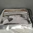 FAUNNA 100% Cotton Duvet Cover, Hypoallergenic Bed Bug Proof White Minimalist Comforter Cover Zipper-Featuring Antimicrobial Product Protection for Enhanced Freshness Duvet Protector (Queen)