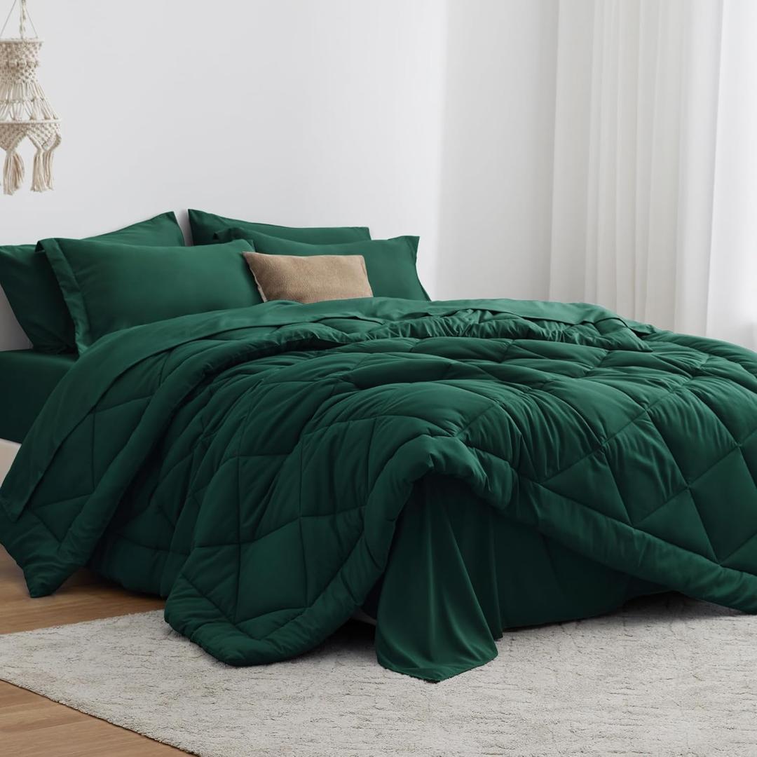 Love's cabin Queen Comforter Set Dark Green, 7 Pieces Queen Bed in a Bag, All Season Bedding Sets with 1 Comforter, 1 Flat Sheet, 1 Fitted Sheet, 2 Pillowcase and 2 Pillow Sham | Soft, Breathable, Lightweight, Comfortable