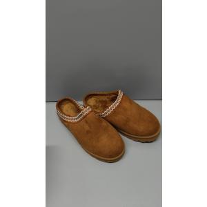 Women's Fuzzy Cozy Warm Slippers Indoor and Outdoor Slip On Cute House Fluffy Clogs size 9.5