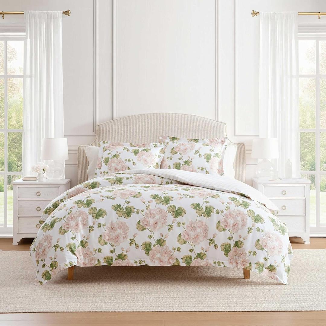 Martha Stewart - King Comforter Set, 100% Silky Smooth Cotton Sateen Floral Bedding for Year Round Comfort, 3 Piece Bed Set with Matching Pillowcases (Geranium Bloom Pink)