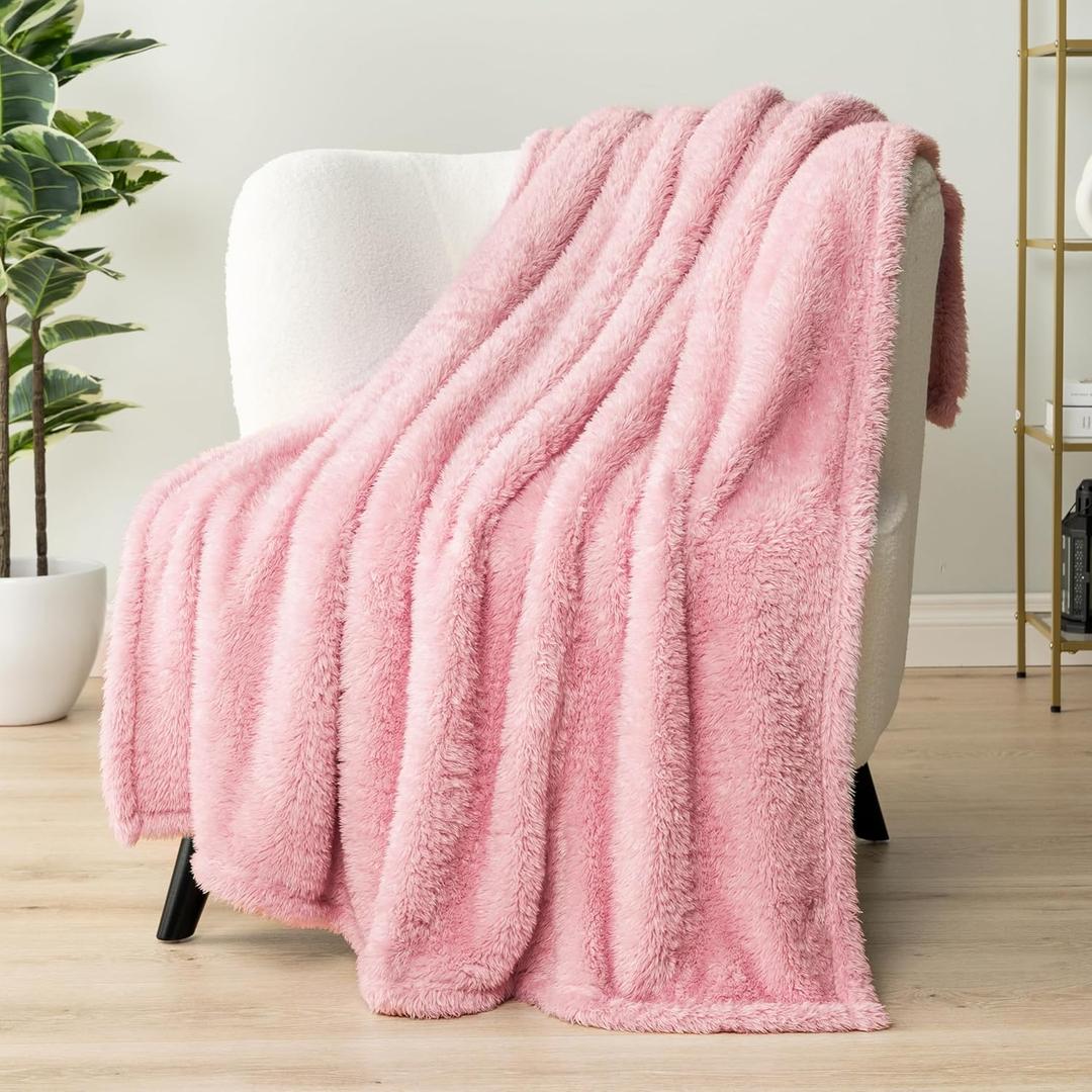PAVILIA Sherpa Throw Blanket for Couch Sofa, Light Pink Fluffy Warm Plush Blanket for Bed, Cozy Super Soft Lightweight Throw, Fuzzy Decorative Blanket, All Season Home, 50x60