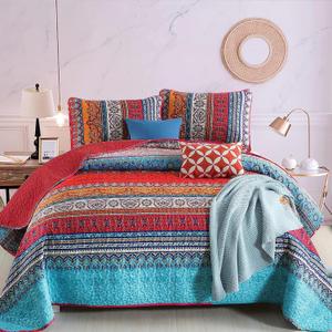 WONGS BEDDING Boho Quilt Set Queen Size, Bohemian Red Christmas Stripe 3 Pieces Bedspread Set Lightweight Microfiber All Season Christmas Bedding Coverlet Set for Queen Bed (96"x90")